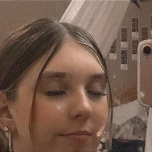 Meet your Posher, Violet